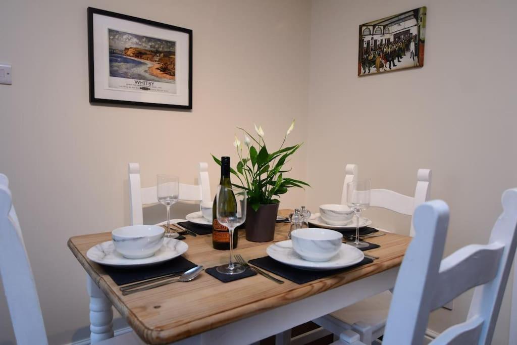 Loveyork Priory Apartment - Central With Parking Eksteriør bilde